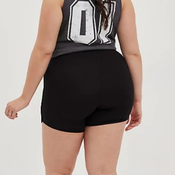 🔷5 INCH SIGNATURE WAIST DOLPHIN HEM BIKE SHORT - Picture 3 of 7